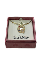 Initial Pendant "Q" Necklace