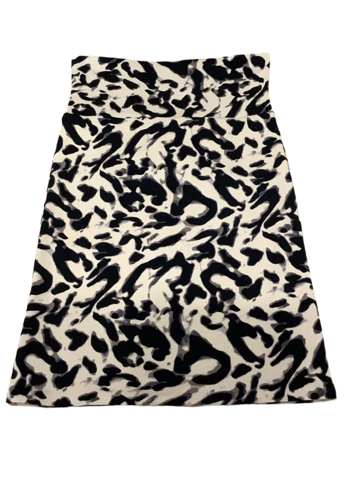 Patterned Pencil Skirt